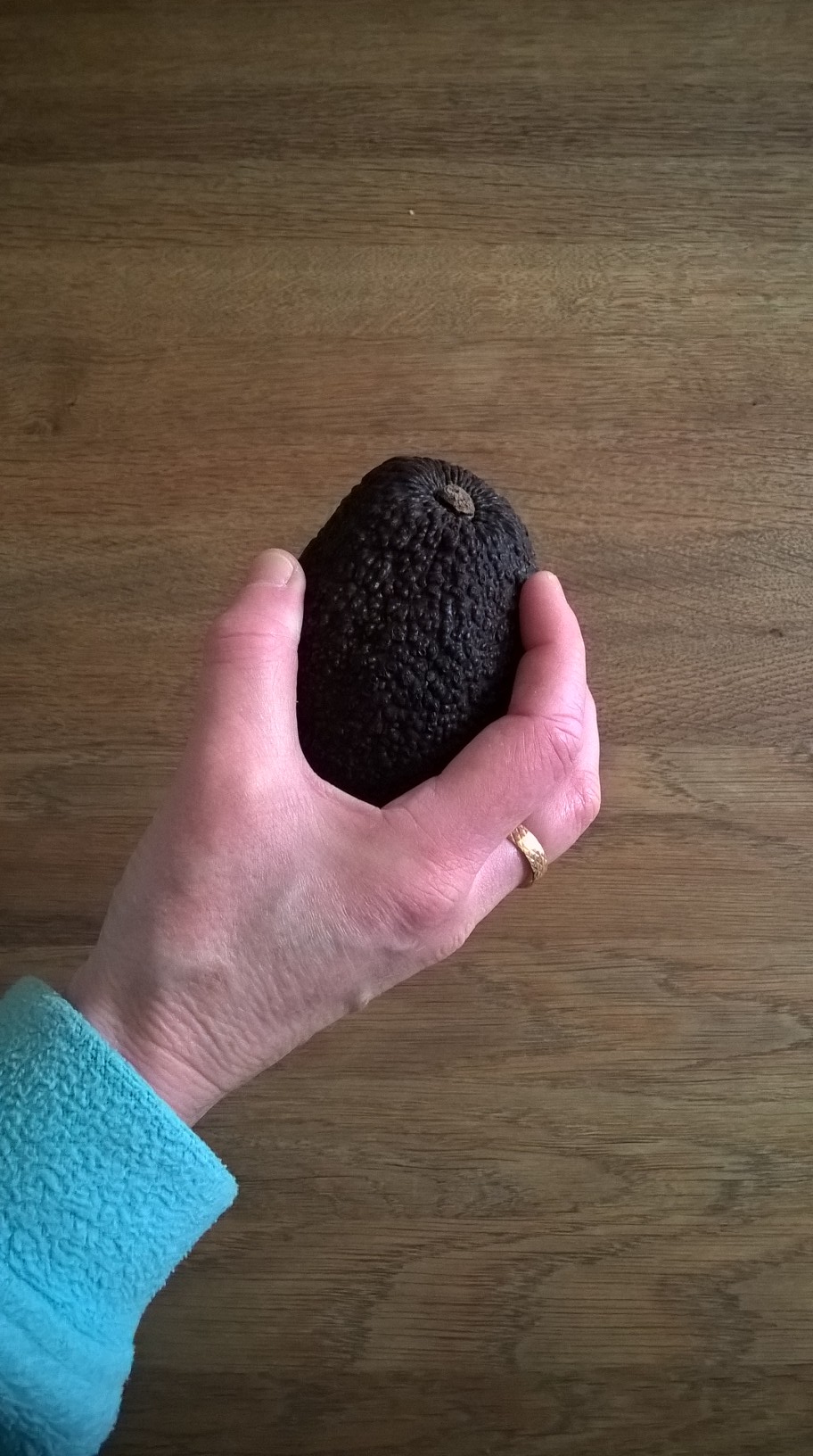 3 - Caption The sense of touch is important throughout the entire consumer interaction with a product. Credit Carol Raithatha Limited.jpg